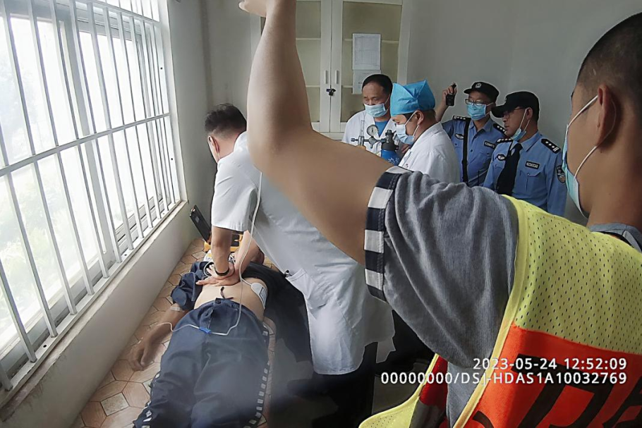 AED救人案例1.png